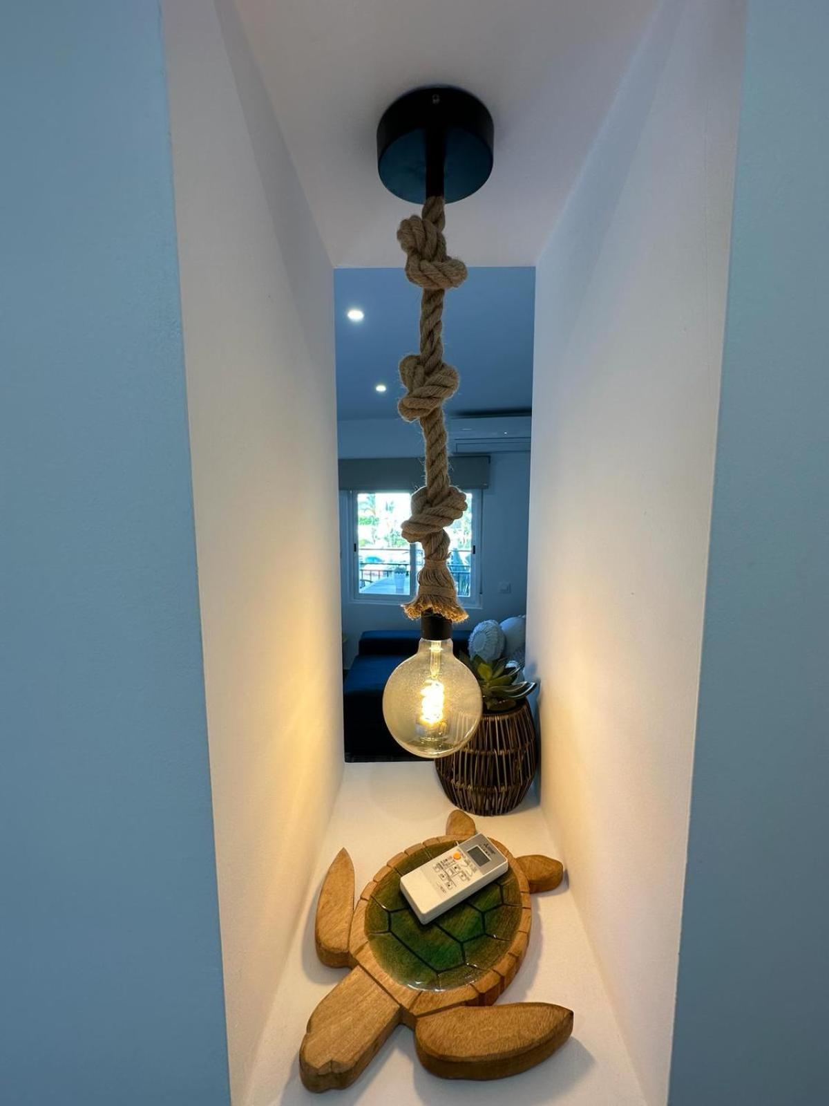 Waterfront 3 Bed Apartment, 90m From The Apartment