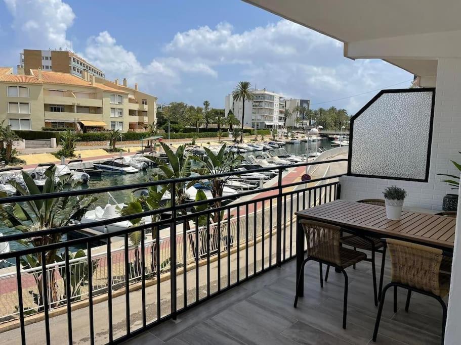 Appartement Waterfront 3 Bed Apartment, 90m From The *